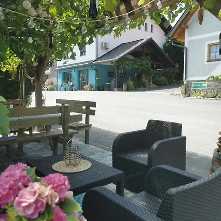 아파트 Weingut Dietl 리거스버그