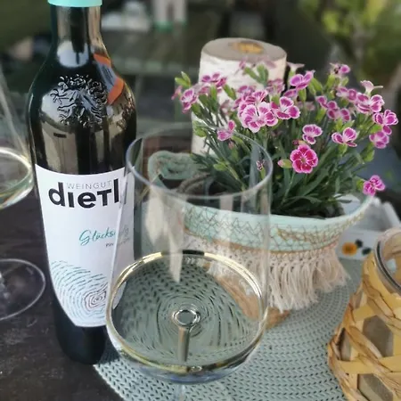 Weingut Dietl *