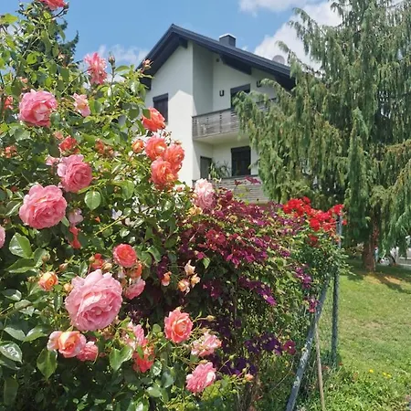 아파트 Weingut Dietl 리거스버그