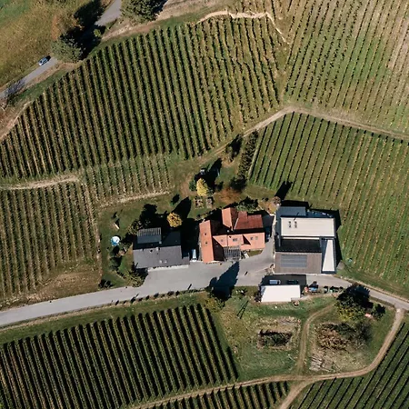 Apartment Weingut Dietl *