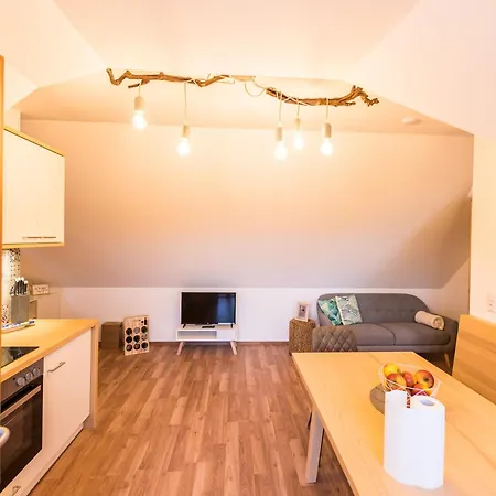 Weingut Dietl * ريغرسبورغ