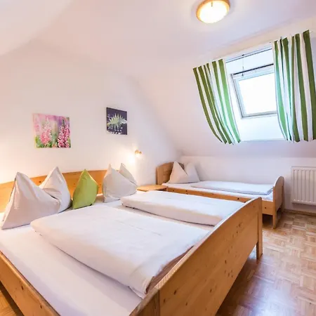 Apartment Weingut Dietl *