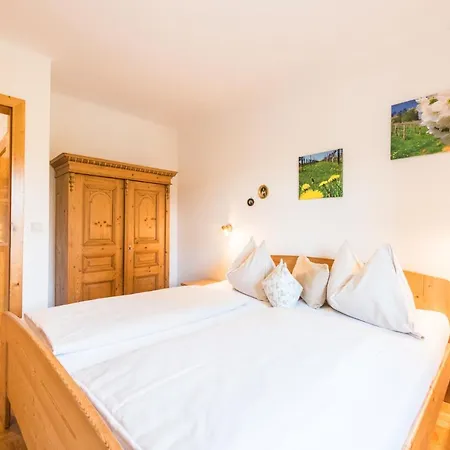 아파트 Weingut Dietl