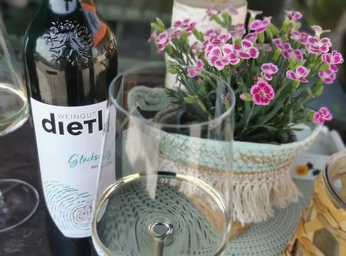 Weingut Dietl *